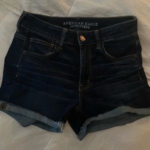 AE dark wash denim jeans 💙